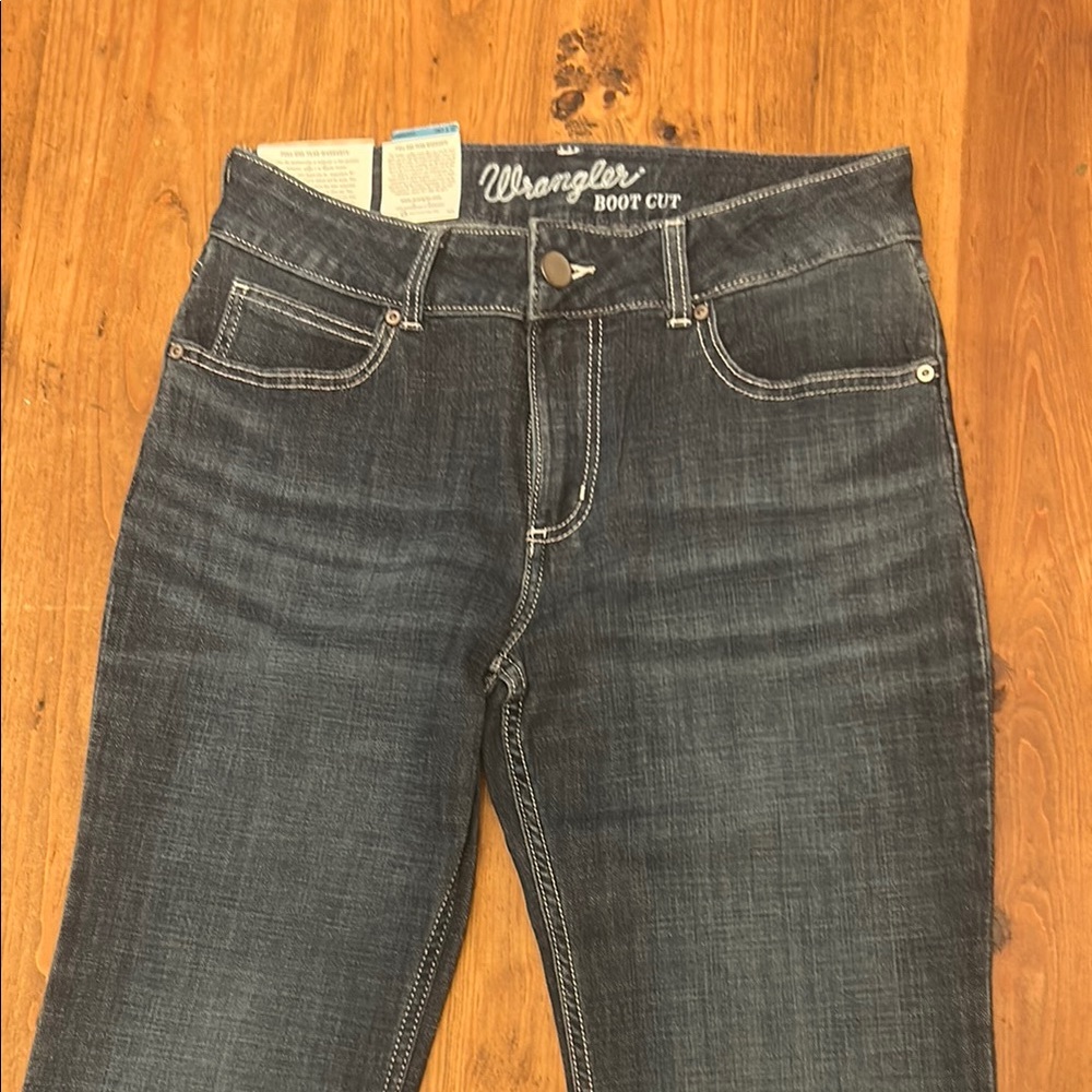 Women’s Wrangler Boot Cut Jeans